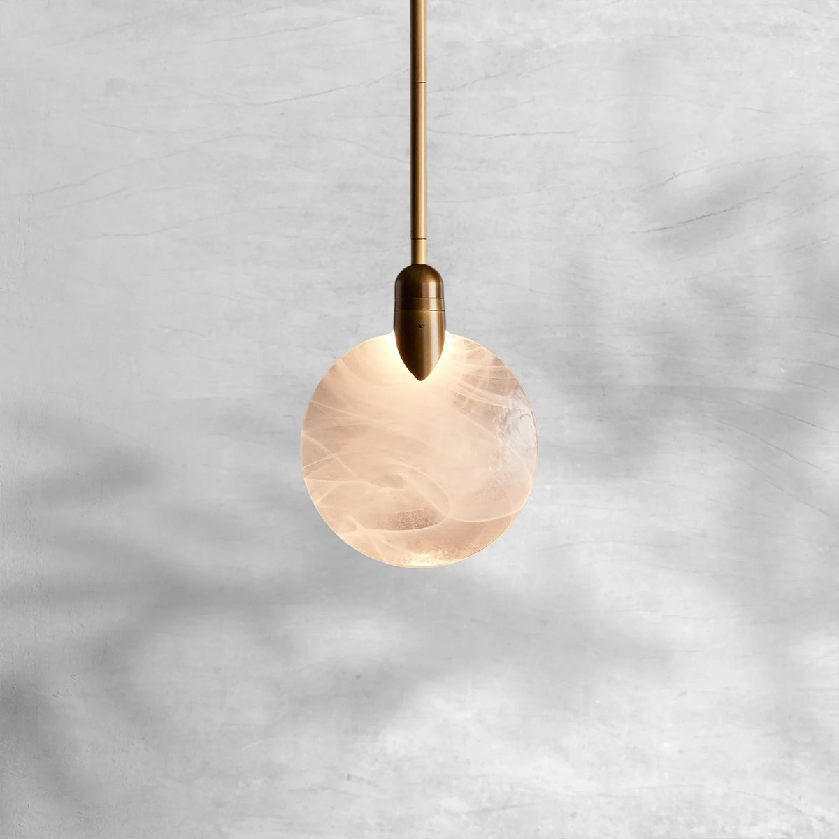 Lyla Single Pendant