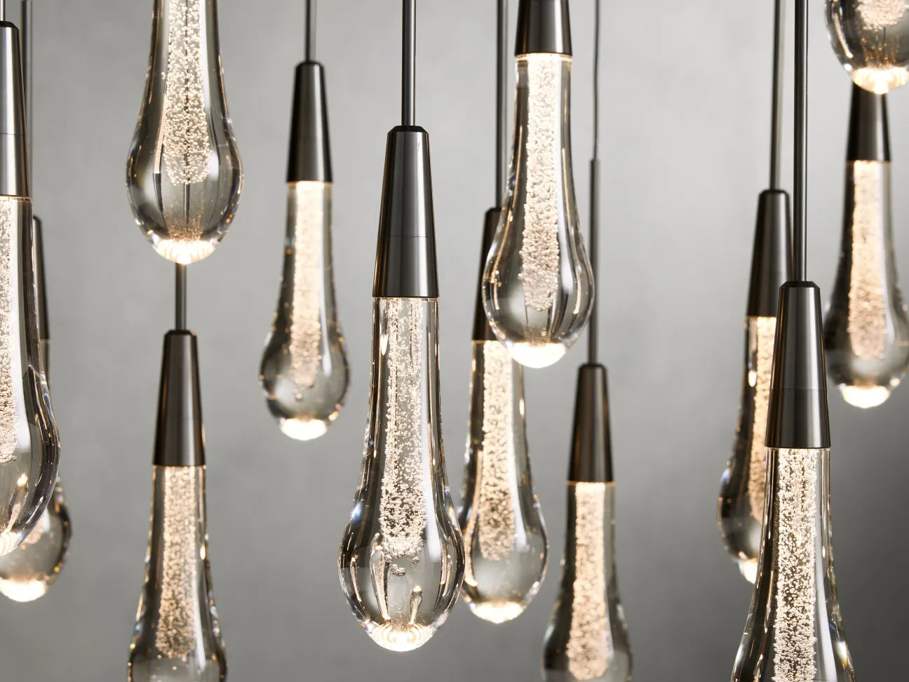 Solitaire Linear Chandelier