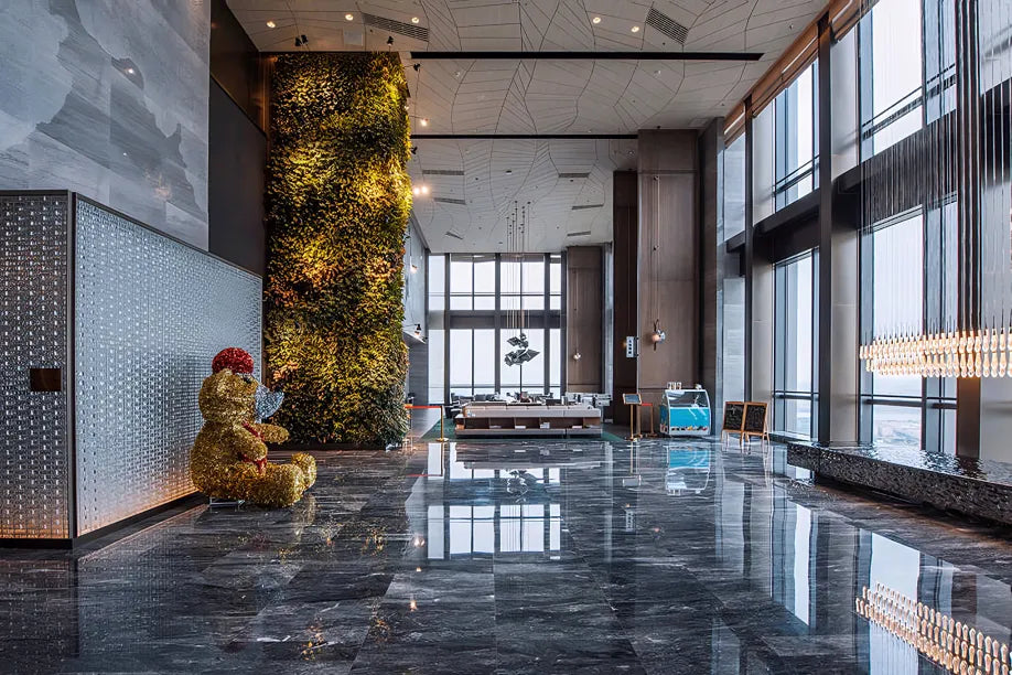 Solitaire Linear Chandelier