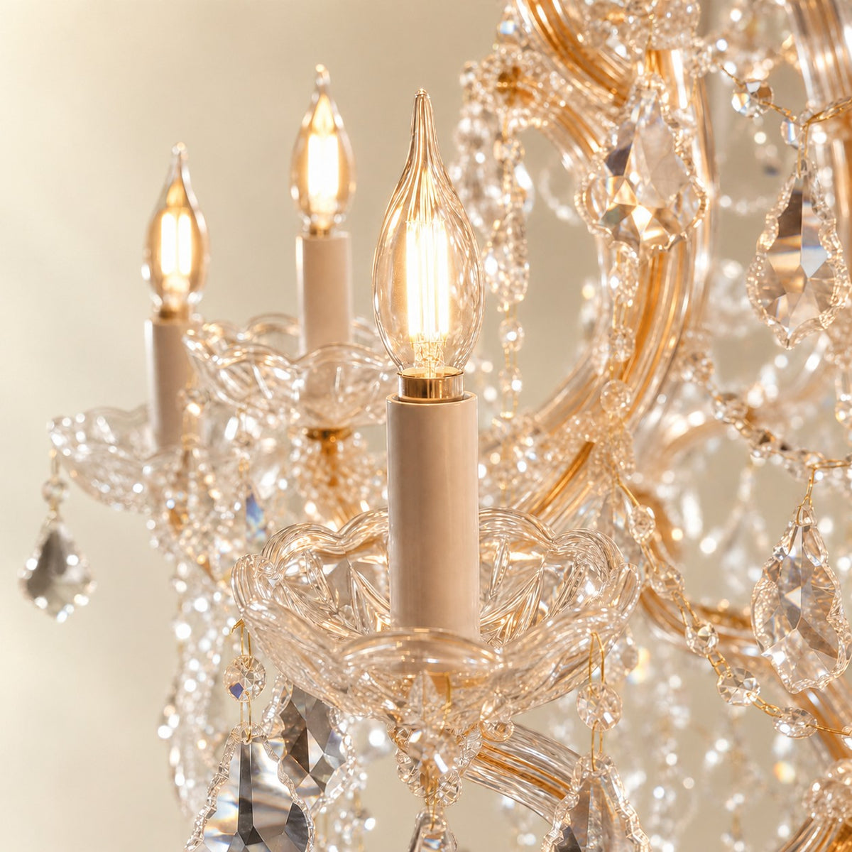 35.4" 24-Light Maria Theresa Crystal Chandelier - Gold