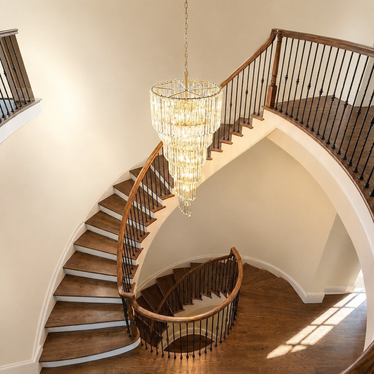 Cascada Spiral Clear Chandelier