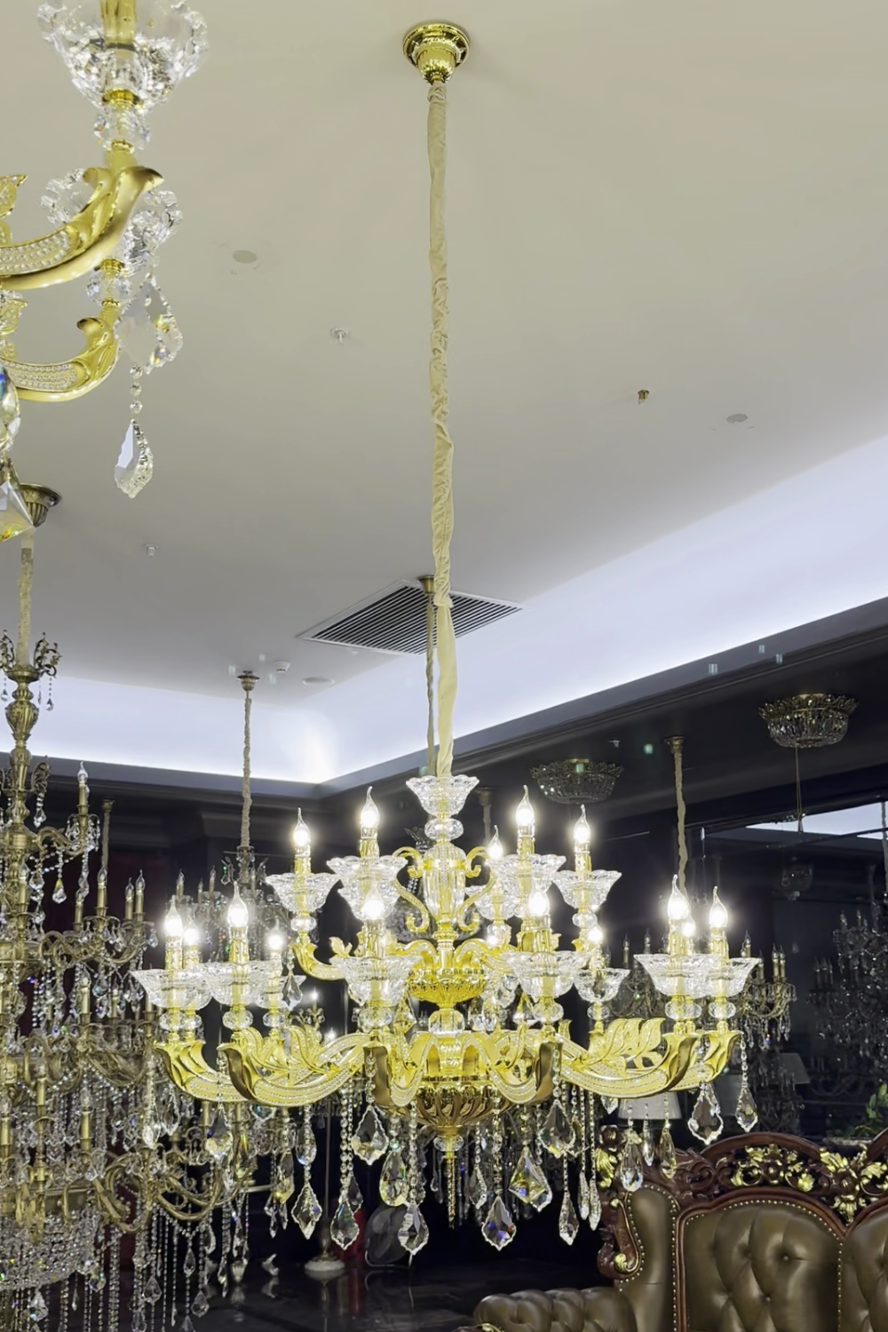 Eternal Baroque Revival Chandelier Series with Diamond-Inspired Crystal-Studded Light Arms