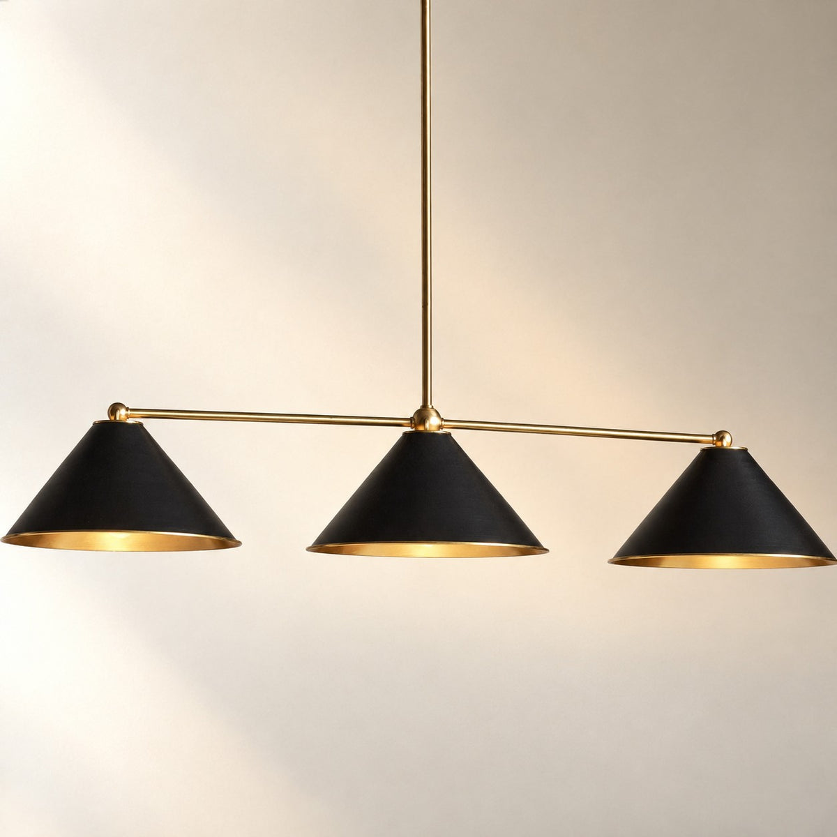 Arno Chandelier