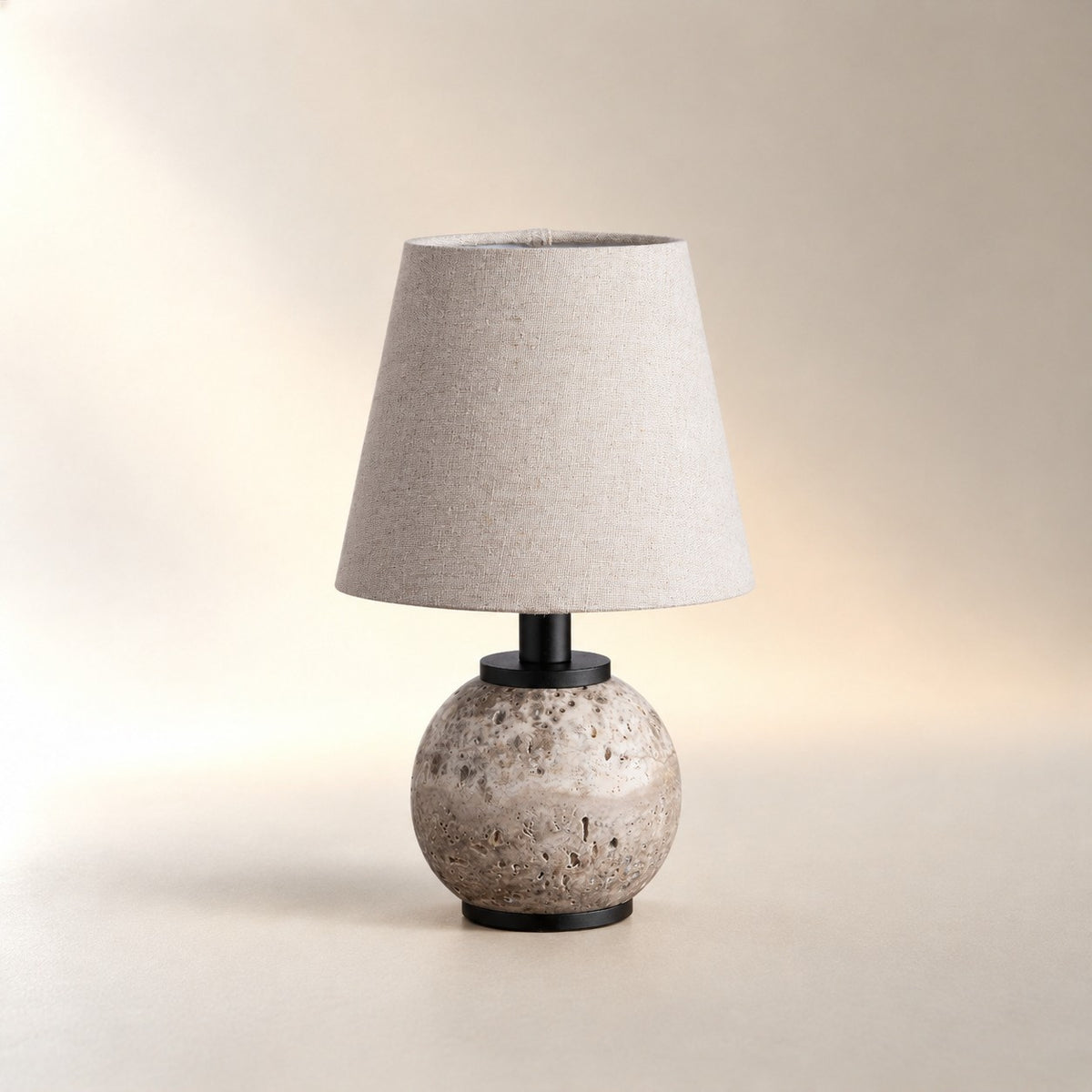 Celia Outdoor Rechargeable Lamp