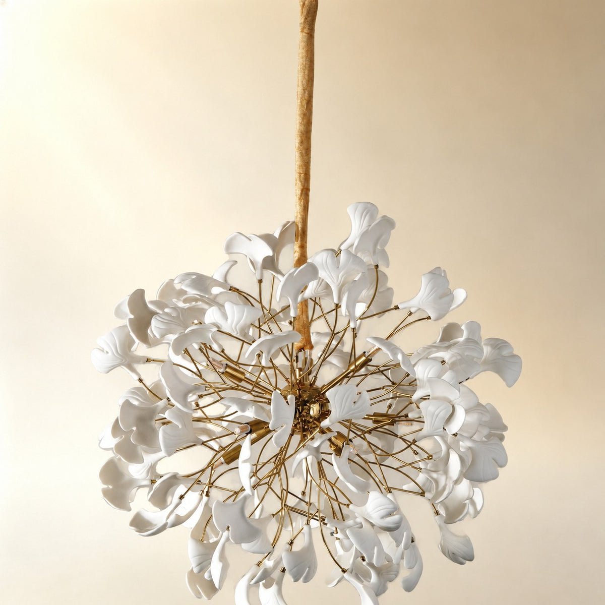 Ceramic Ball Pendant 800 - Gold