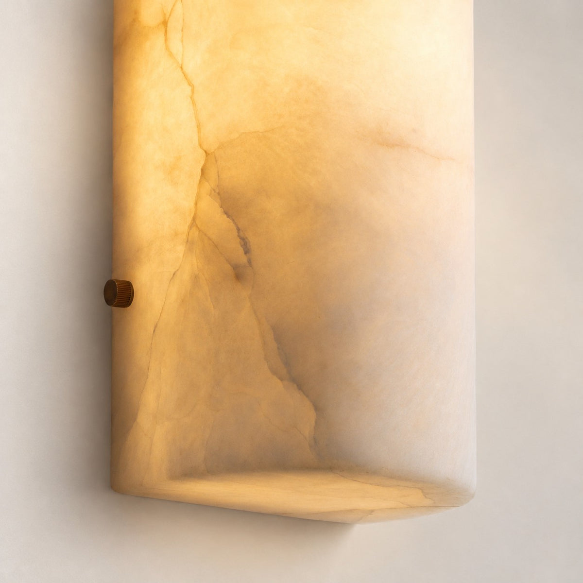 Chayla Sconce
