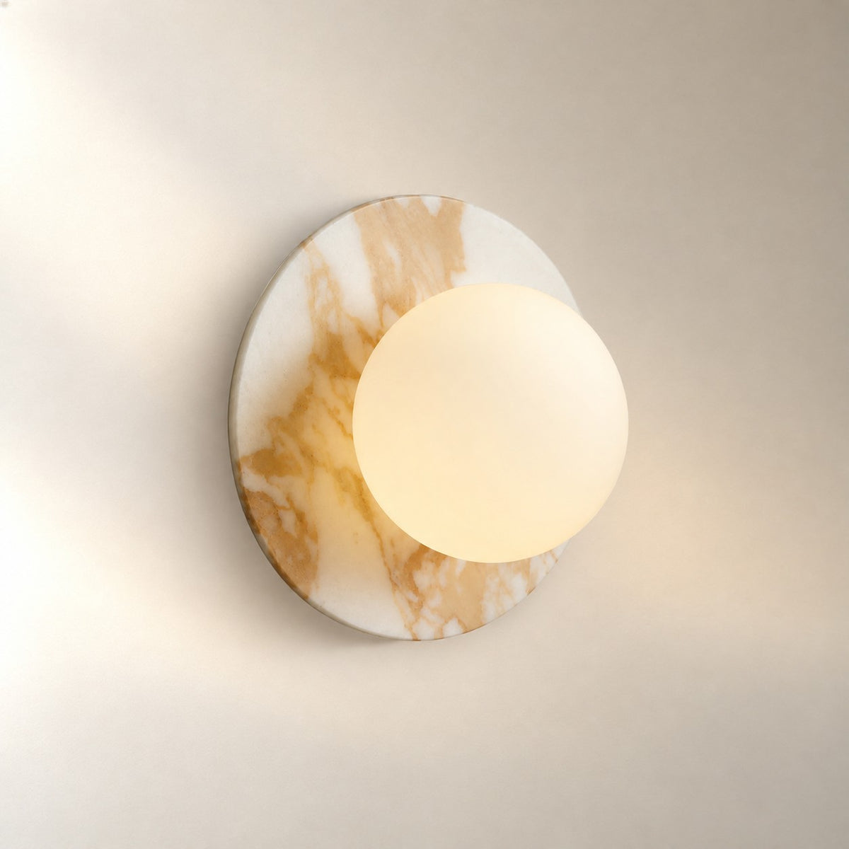 Corinna Sconce