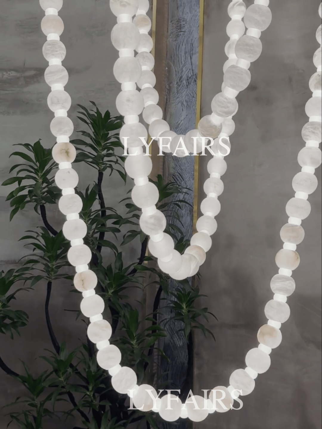 Modern Alabaster Pearl-Chain Pendant Light