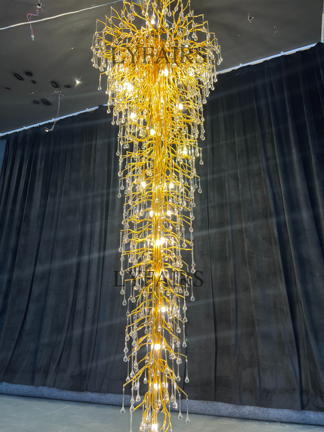 Branch Tree Crystal Drops Chandelier for Foyer/Staircase