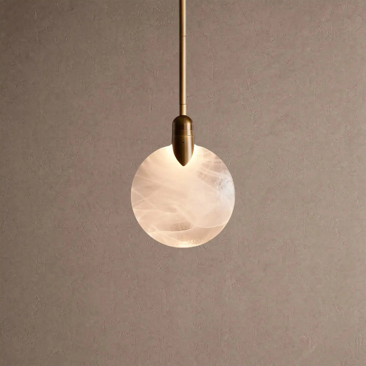 Lyla Single Pendant