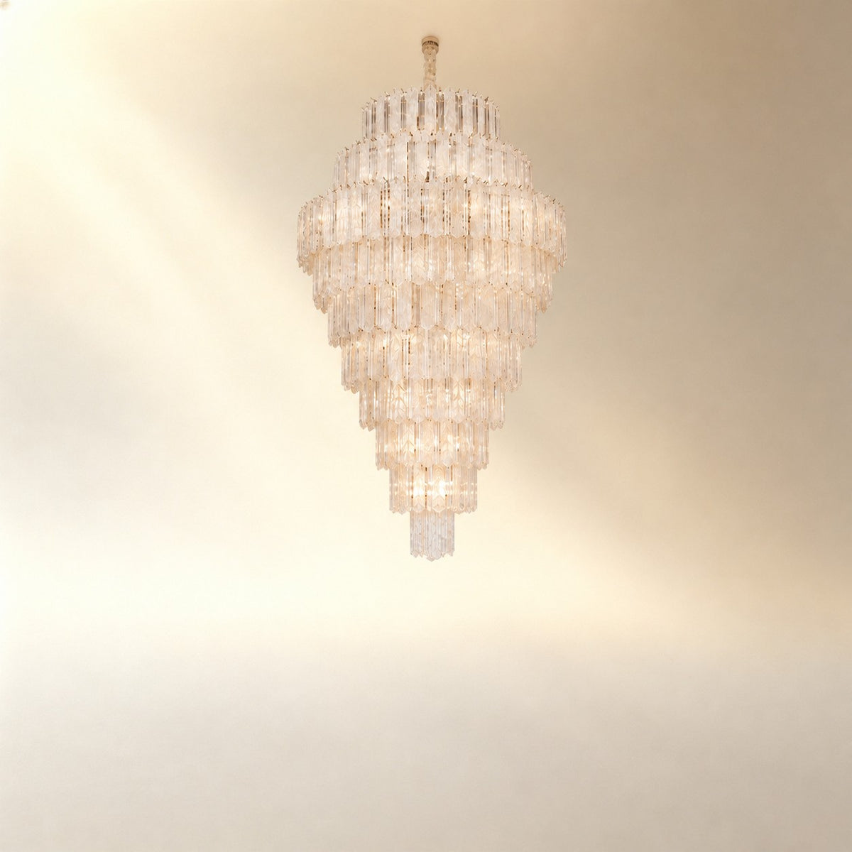 Quadro Glass Rod Crown Chandelier