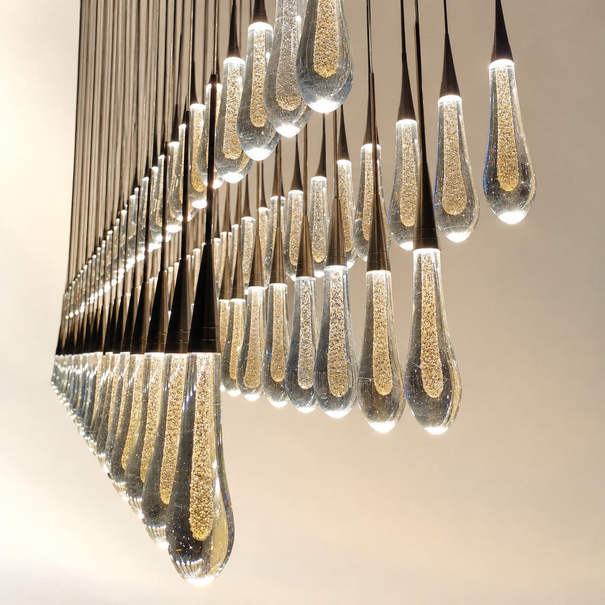 Solvence Linear Chandelier