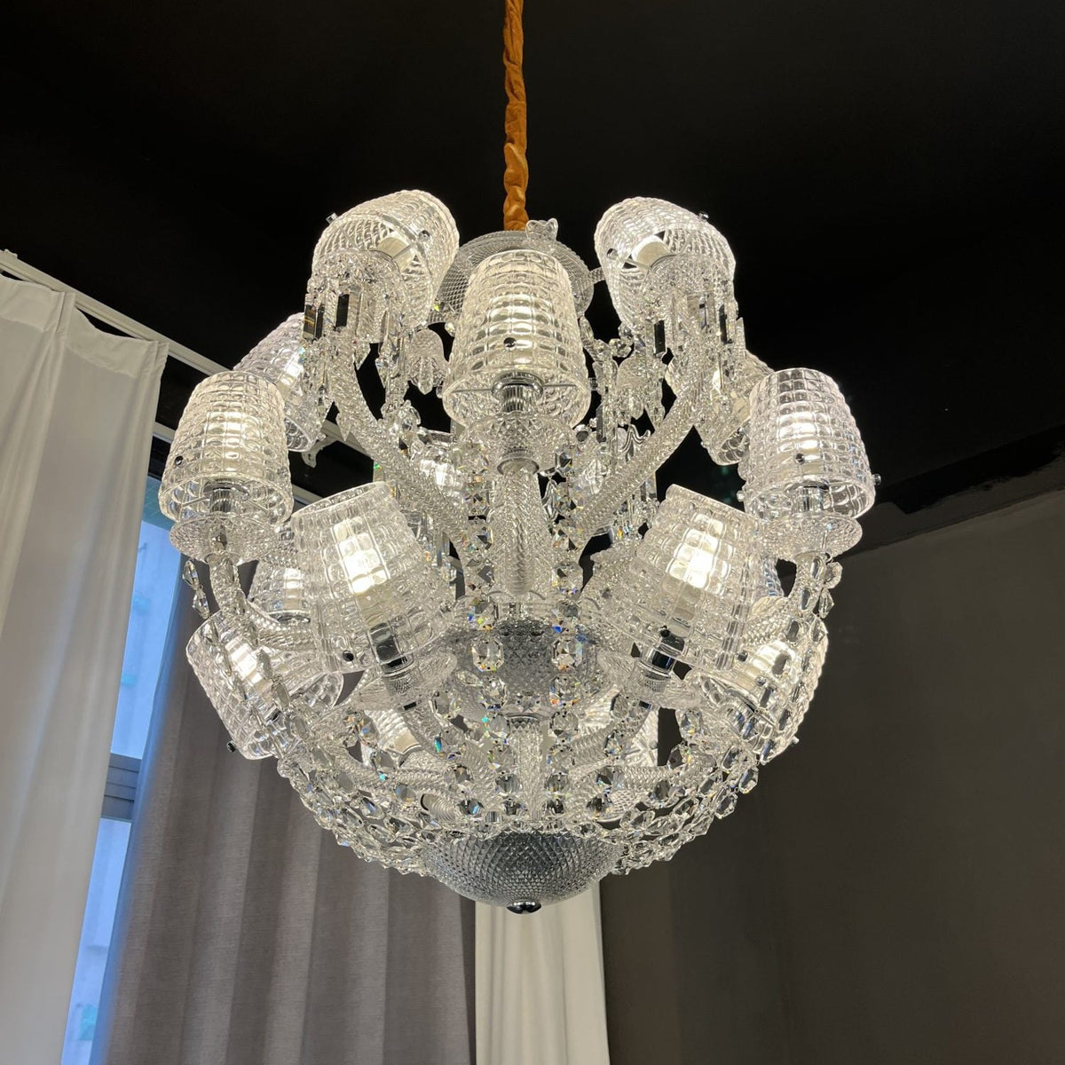 18 lights LE ROI SOLEIL CHANDELIER
