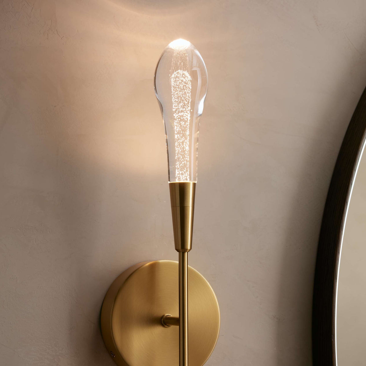 Soltaire Double Sconce - Arven