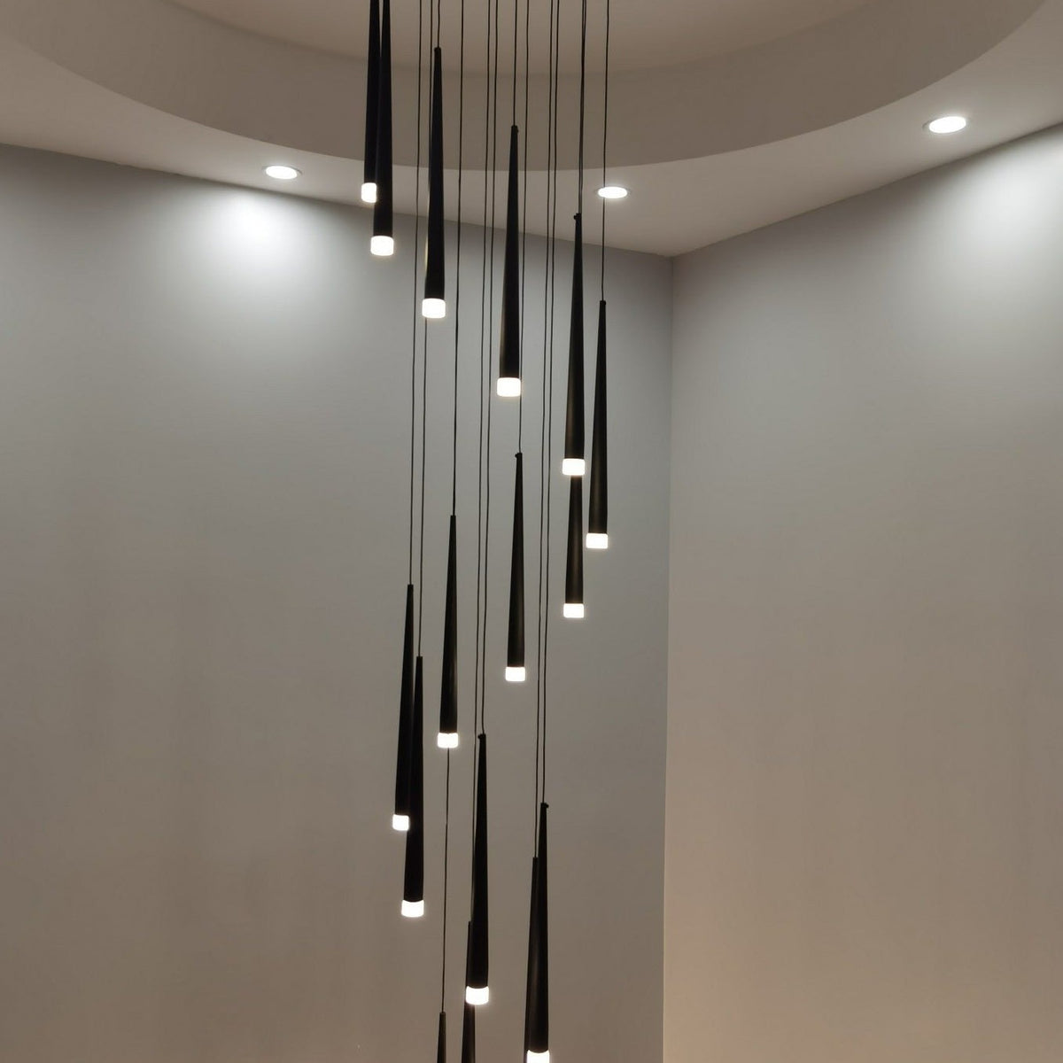 Minimalism Foyer Staircase Chandelier Ceiling Pendant Lighting Fixture For Living Room Entryway In Gold/ Black Finish