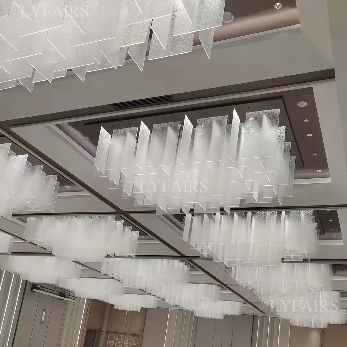 Modern Layered Textured Glass Panel Ceiling Light for Hotel Lobby/Living Room
