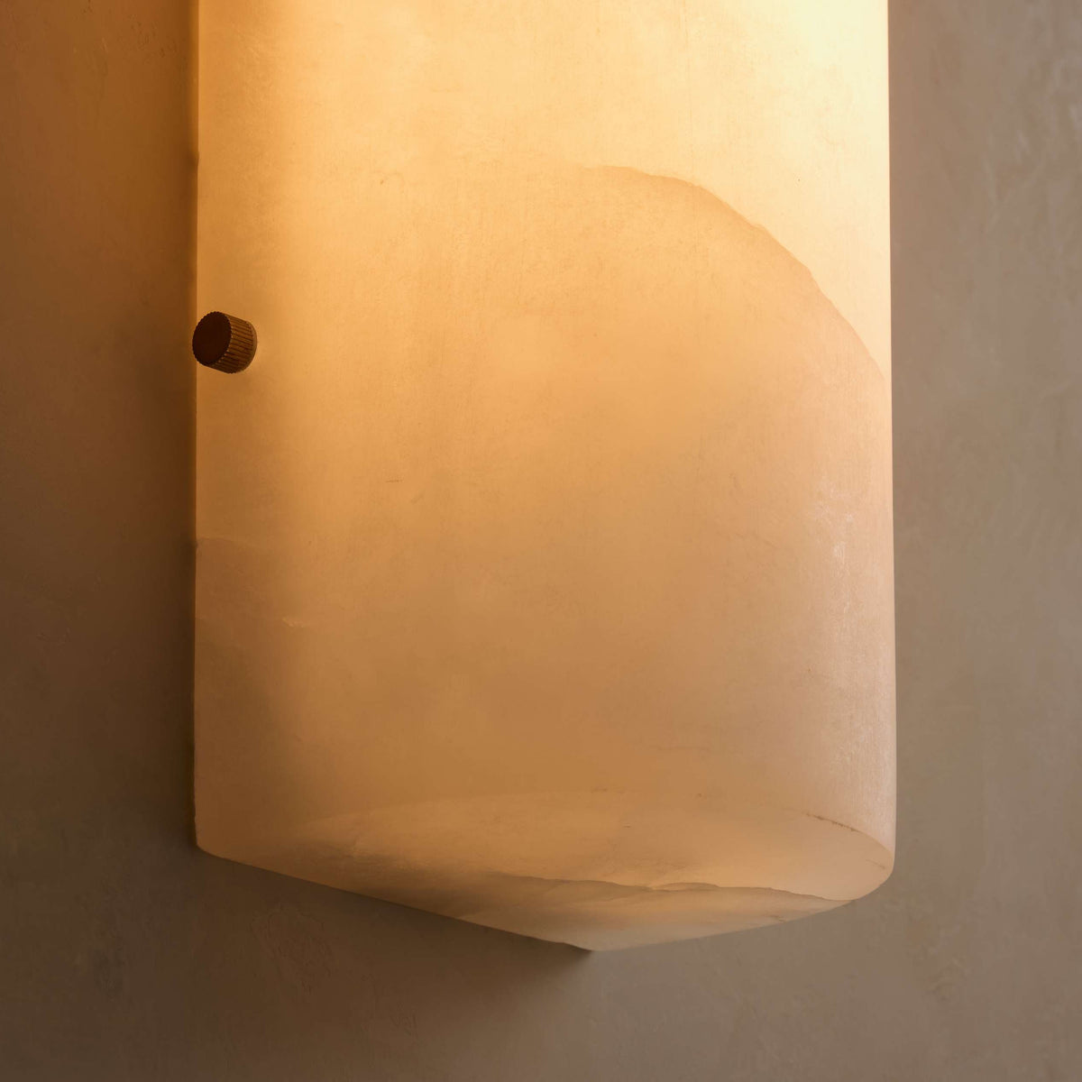 Chalia Sconce