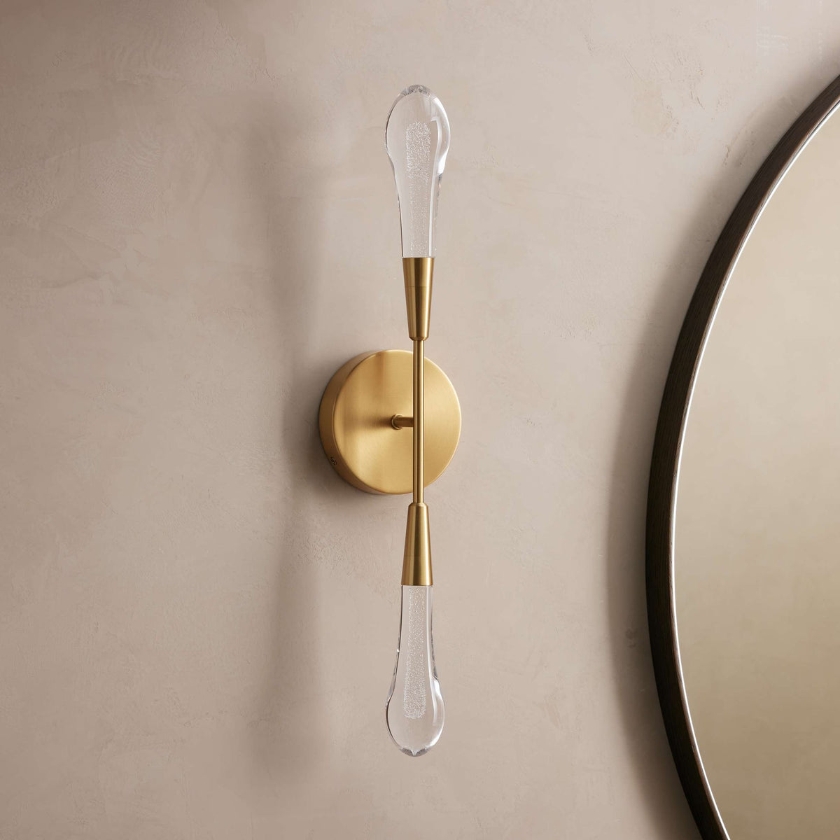 Soltaire Double Sconce - Arven