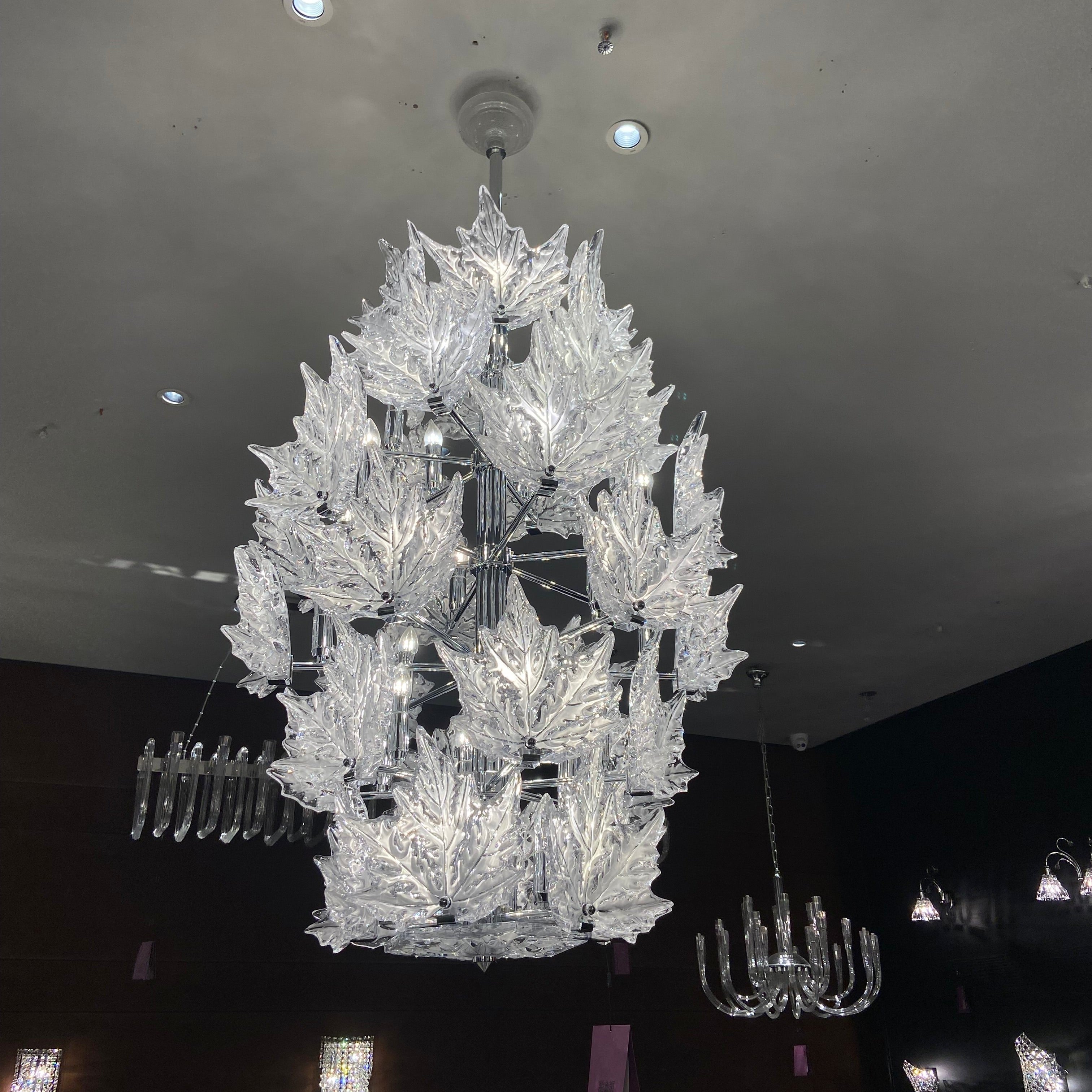 Modern Creative Clear Crystal Maple Leaf Chandelier for Living Room/Bedroom
