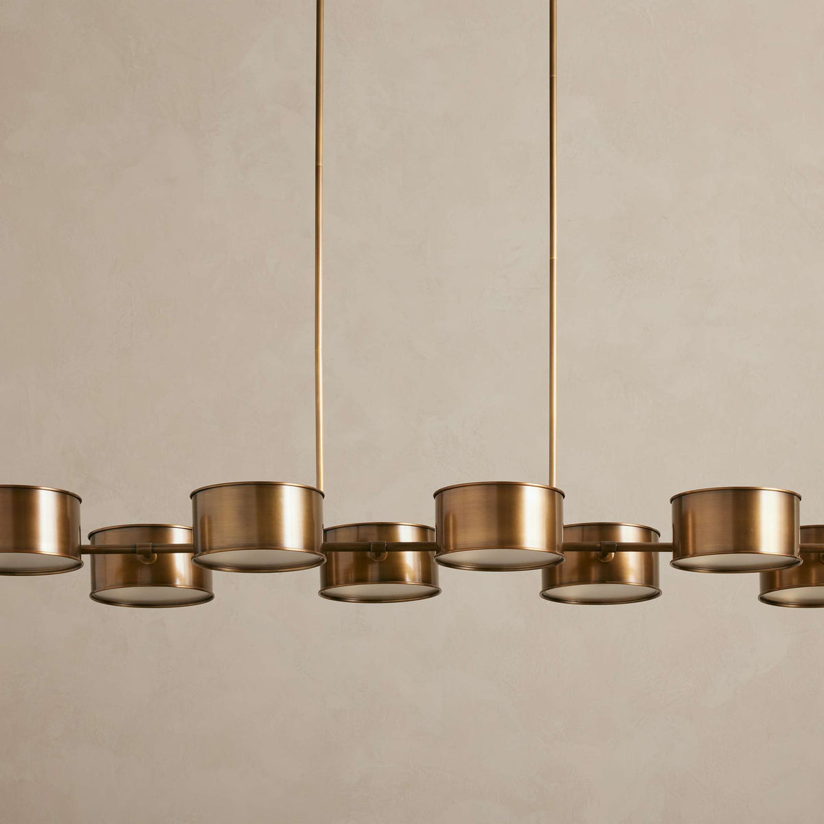Daphena Metal Linear Chandelier