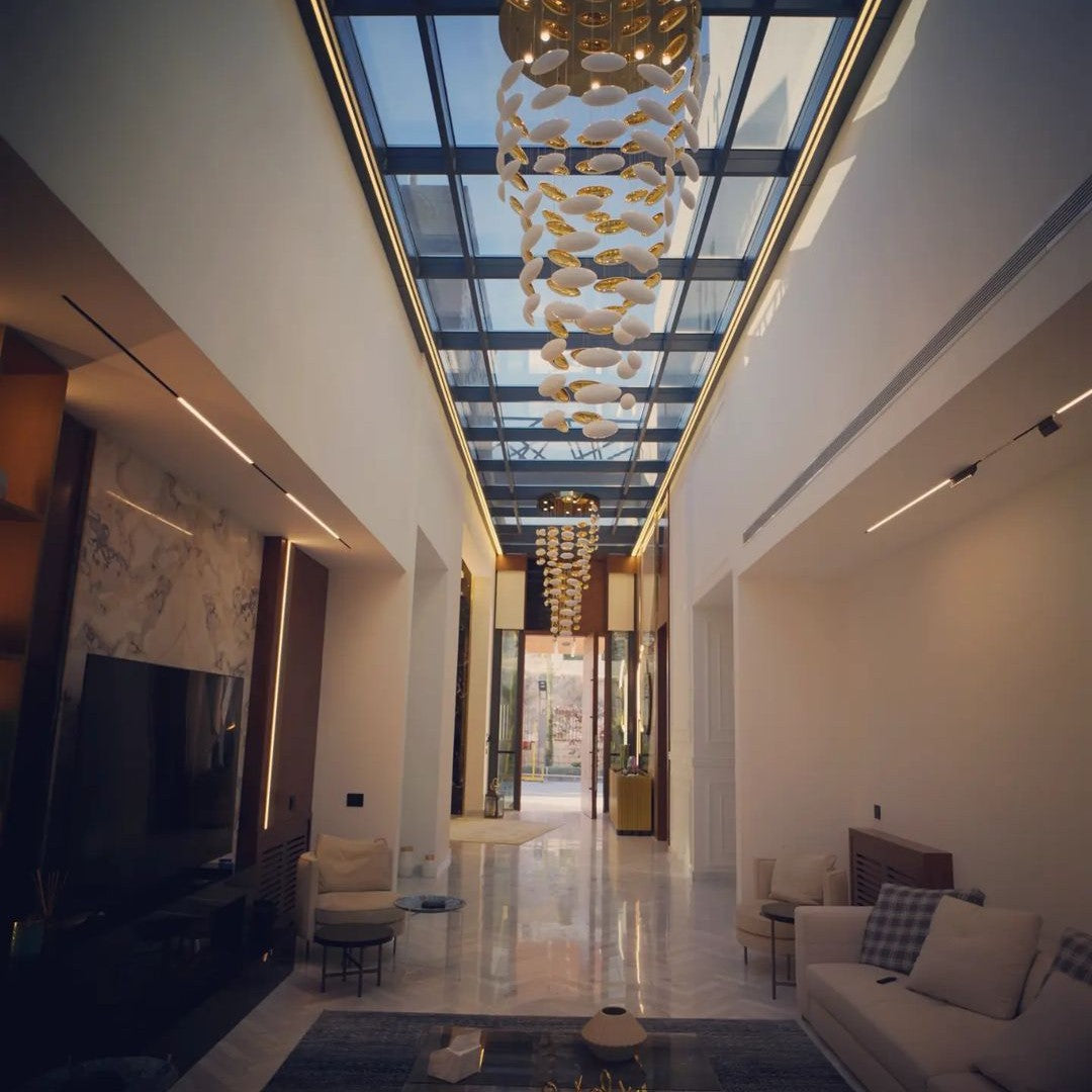 Modern Artistic Unique Golden Dragon Egg Pendant Ceiling Light Fixture for Staircase/ Sales Center/ Hotel