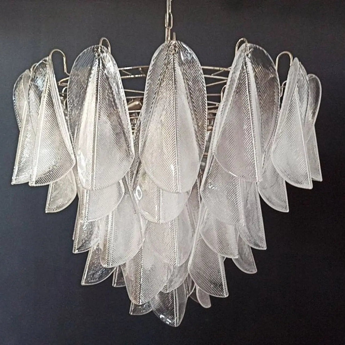 Murano Chandelier – Rondini – 57 glass leaves – Transparent