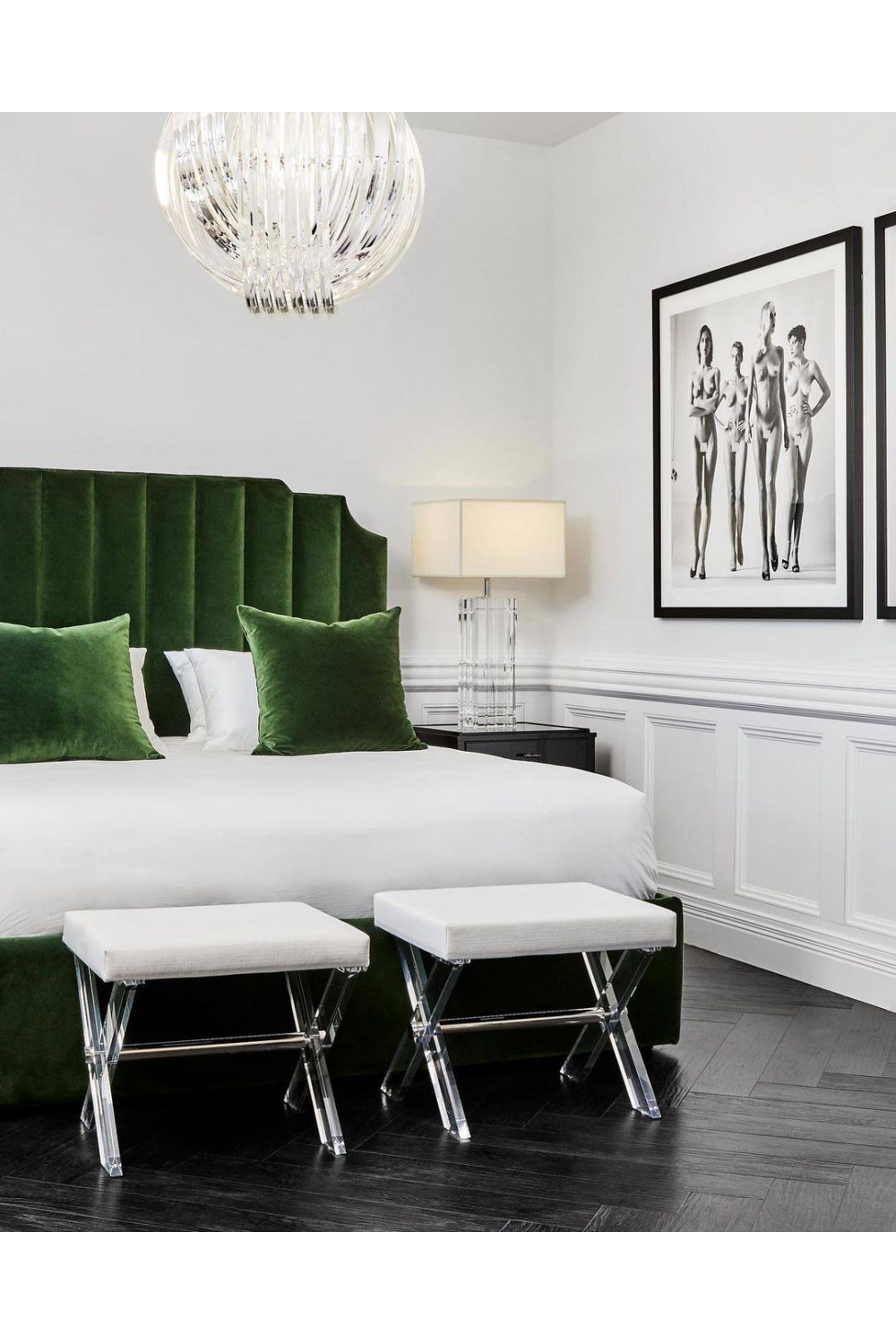 Lucite Loop Chandelier | Marco Polo S | OROA TRADE