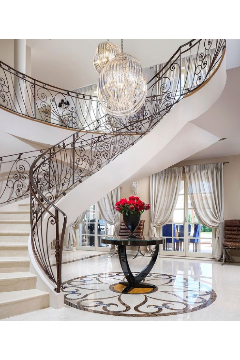 Lucite Loop Chandelier | Marco Polo L | OROA TRADE