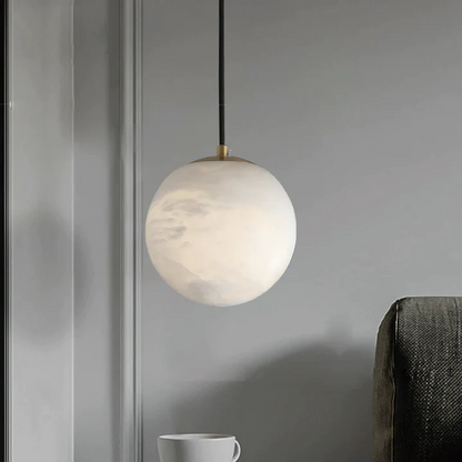 Culoud Alabaster Ball Pendant Light