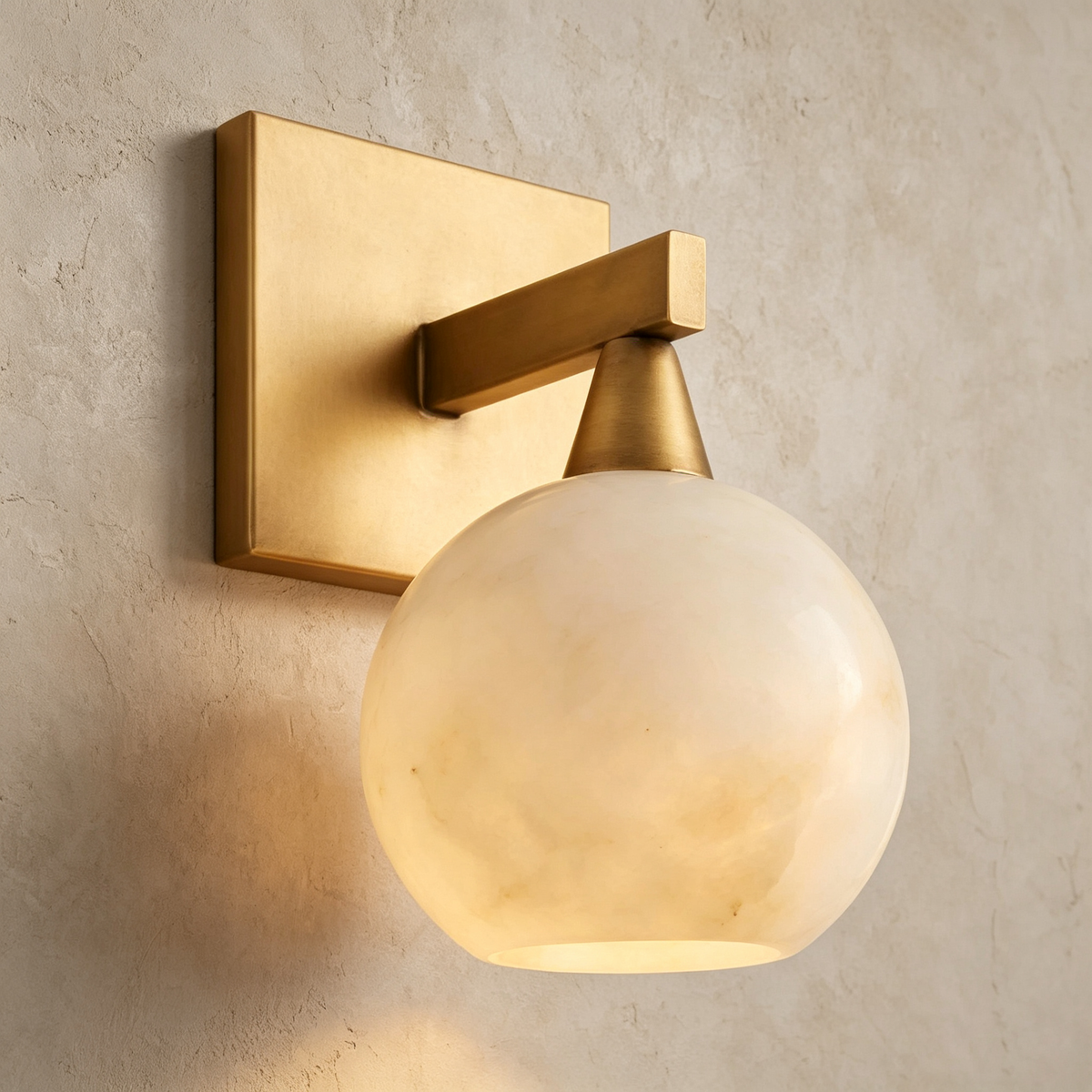 Arinia Sconce