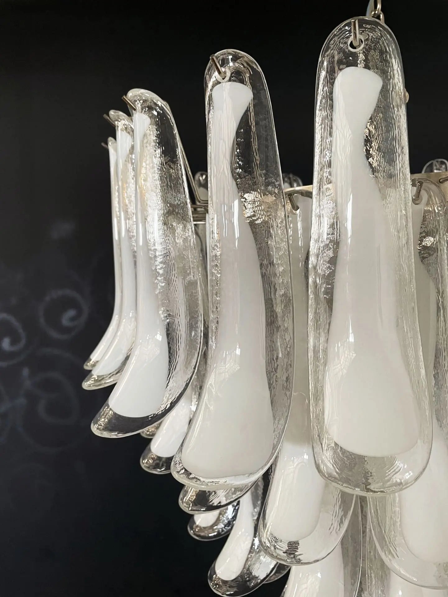 Murano Chandelier – 75 petals – Transparent