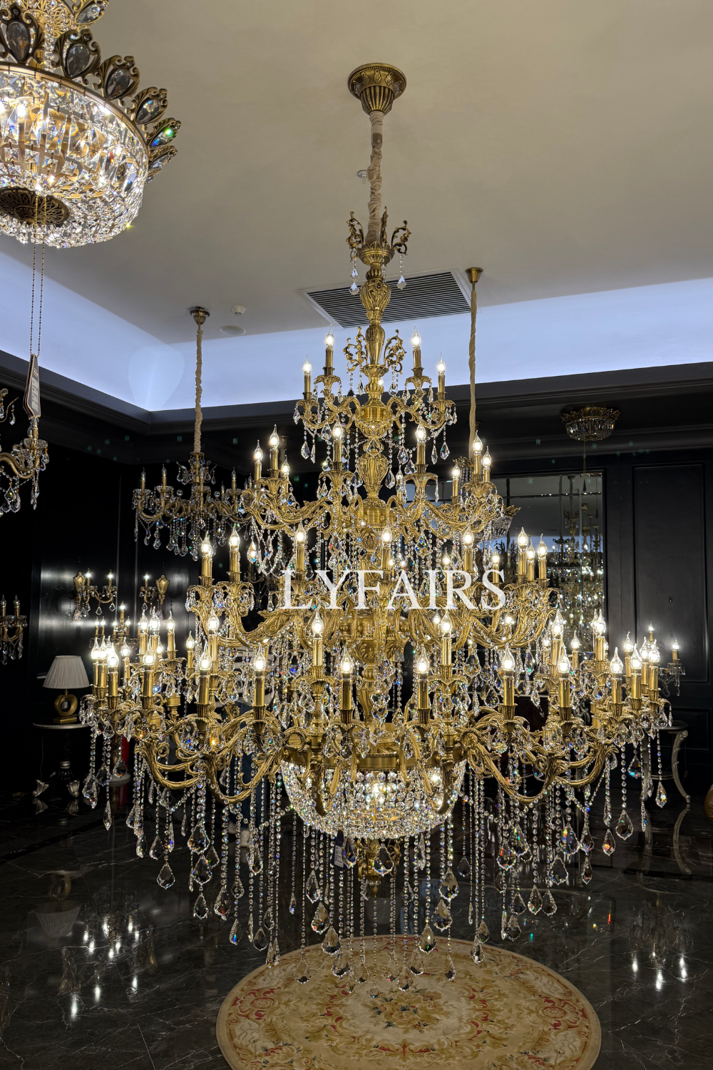 Baroque Revival Unique Patterned Antique Brass Chandelier Set