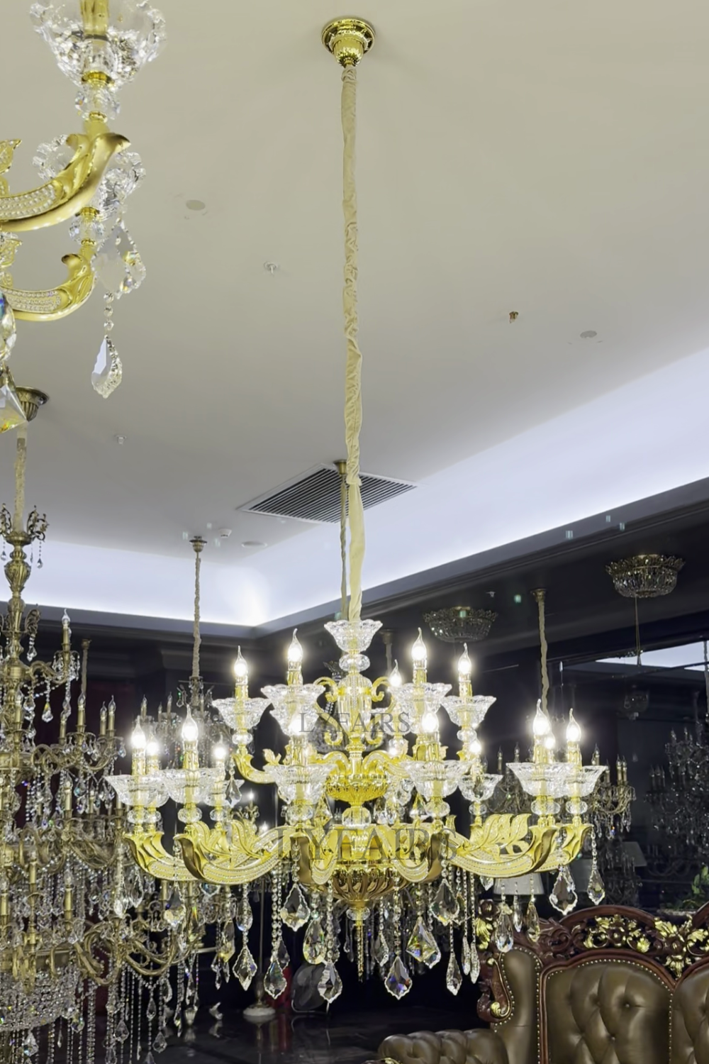 Eternal Baroque Revival Chandelier Series with Diamond-Inspired Crystal-Studded Light Arms