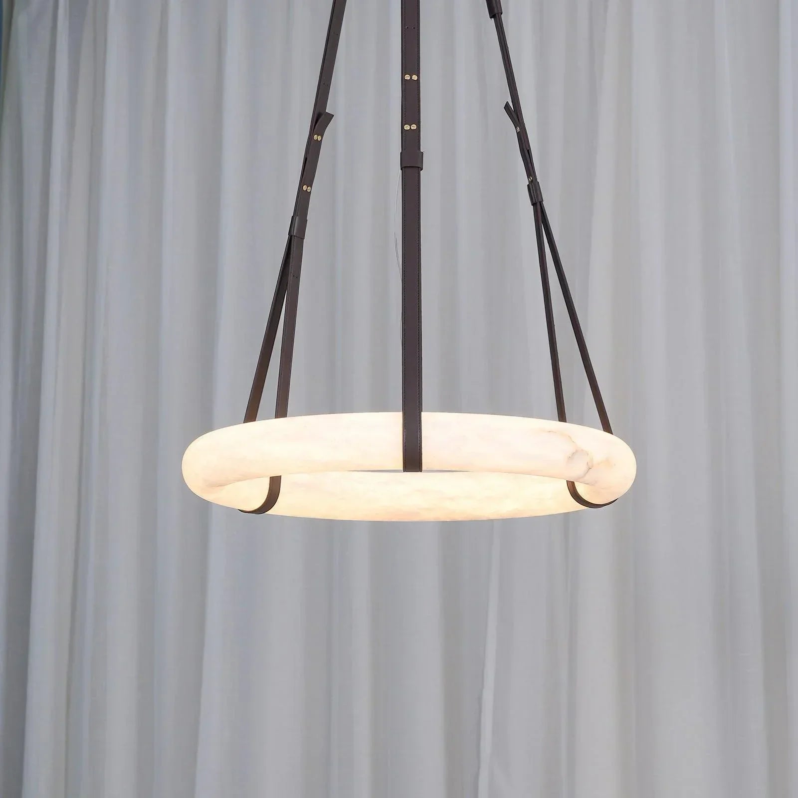 Modern Round Alabaster Chandelier for Living Room/Bedroom