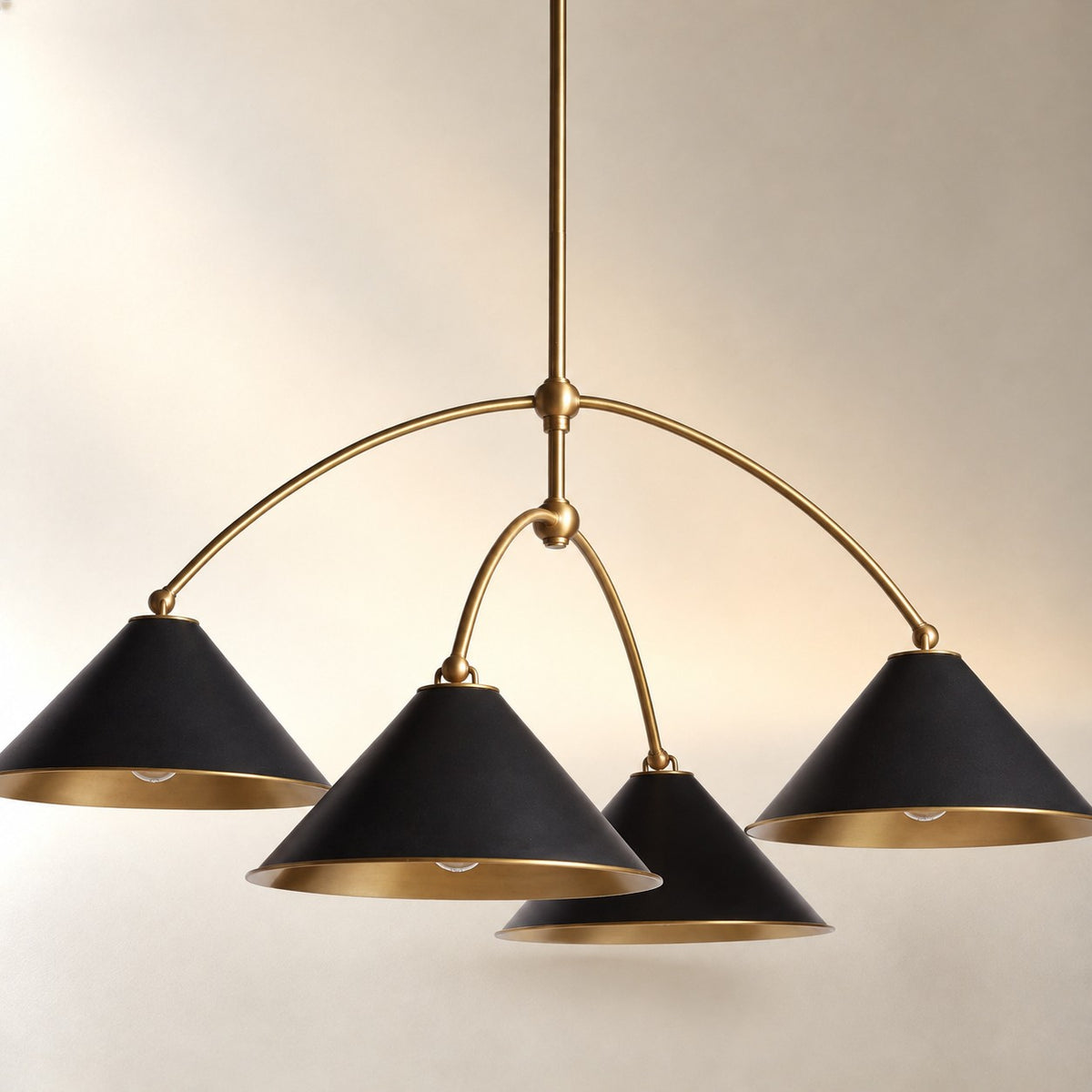 Arno Chandelier