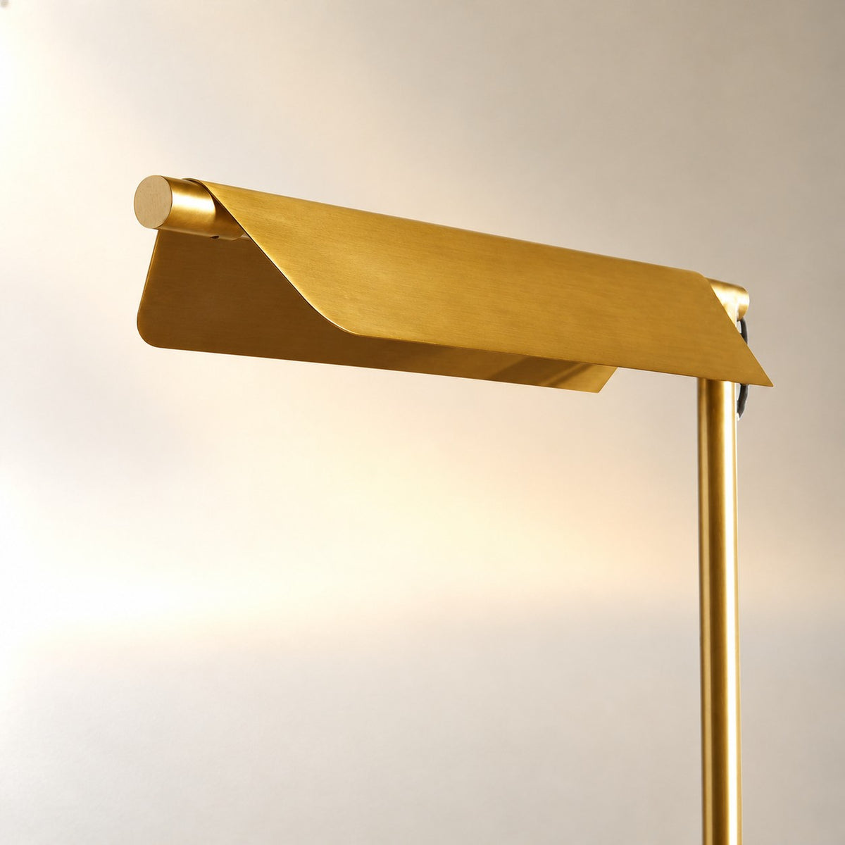 Axle Brass Table Lamp