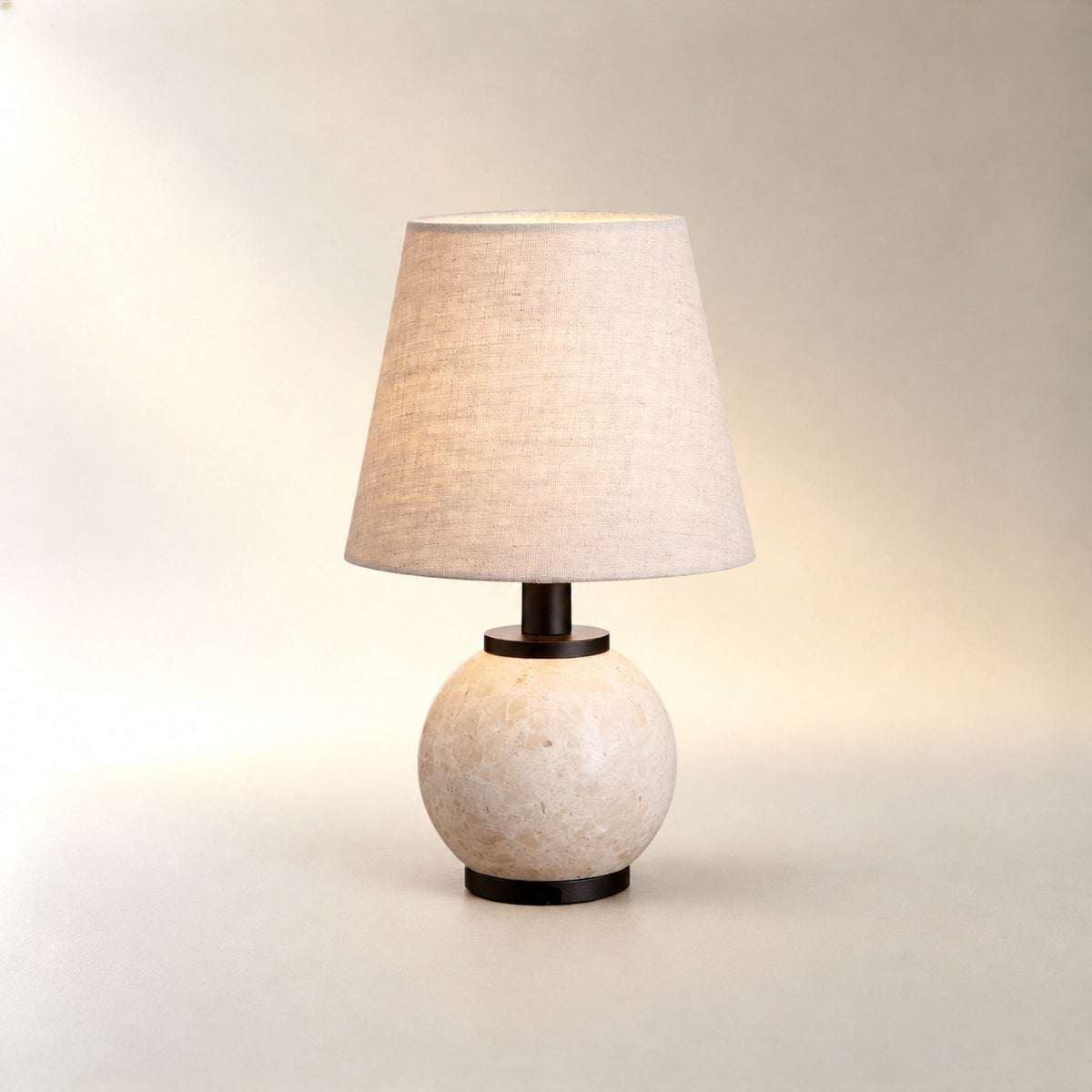 Celia Outdoor Rechargeable Lamp