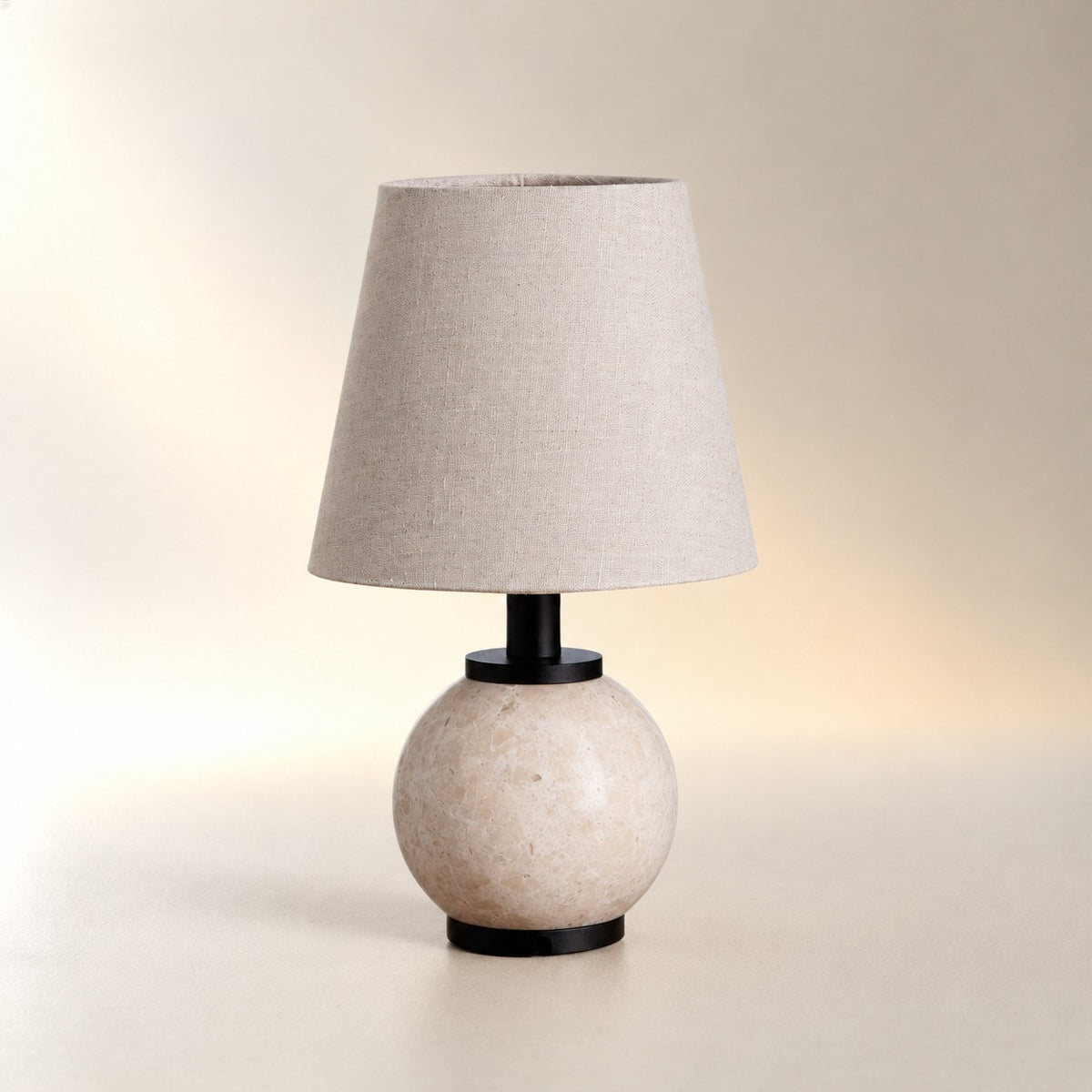 Celia Outdoor Rechargeable Lamp
