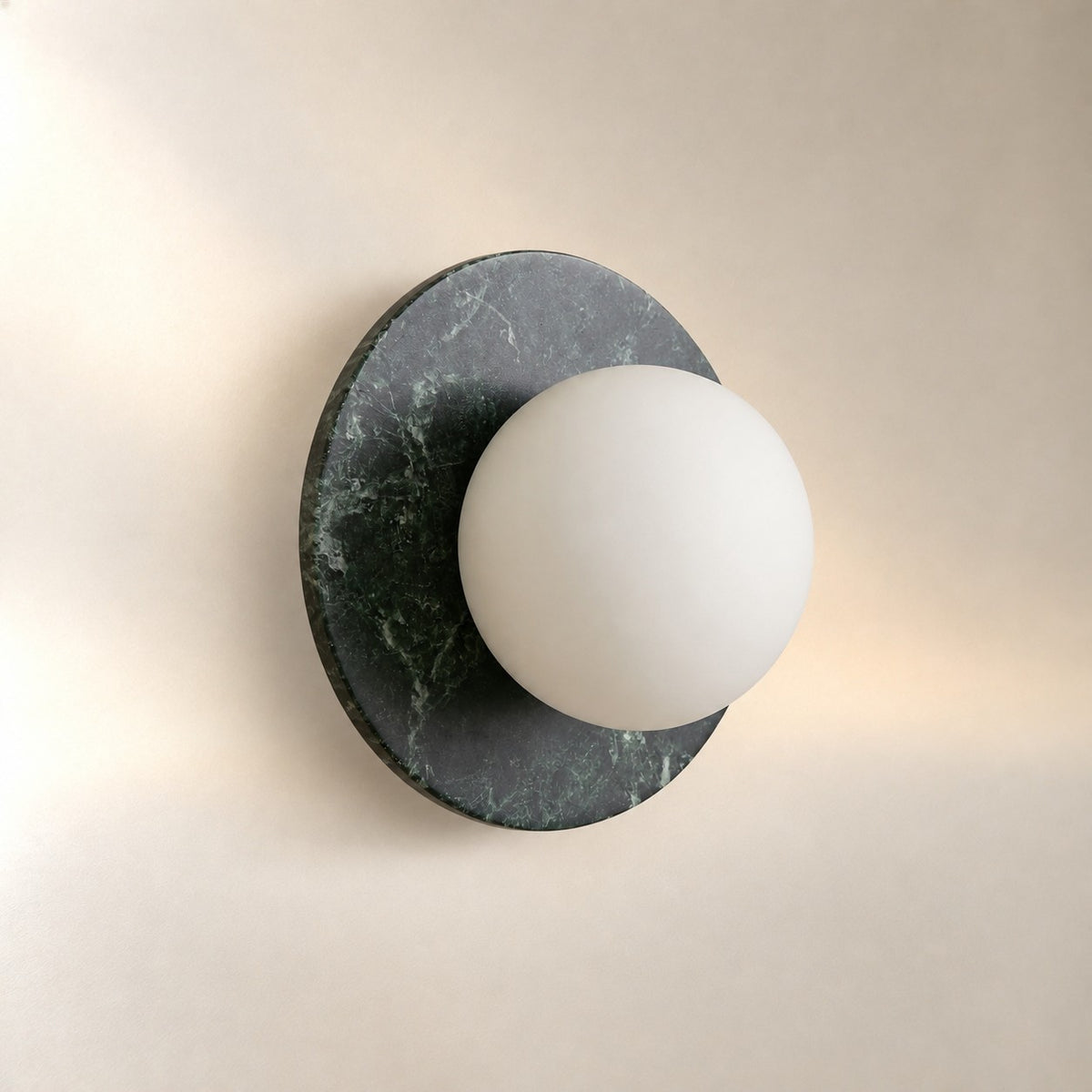 Corinna Sconce