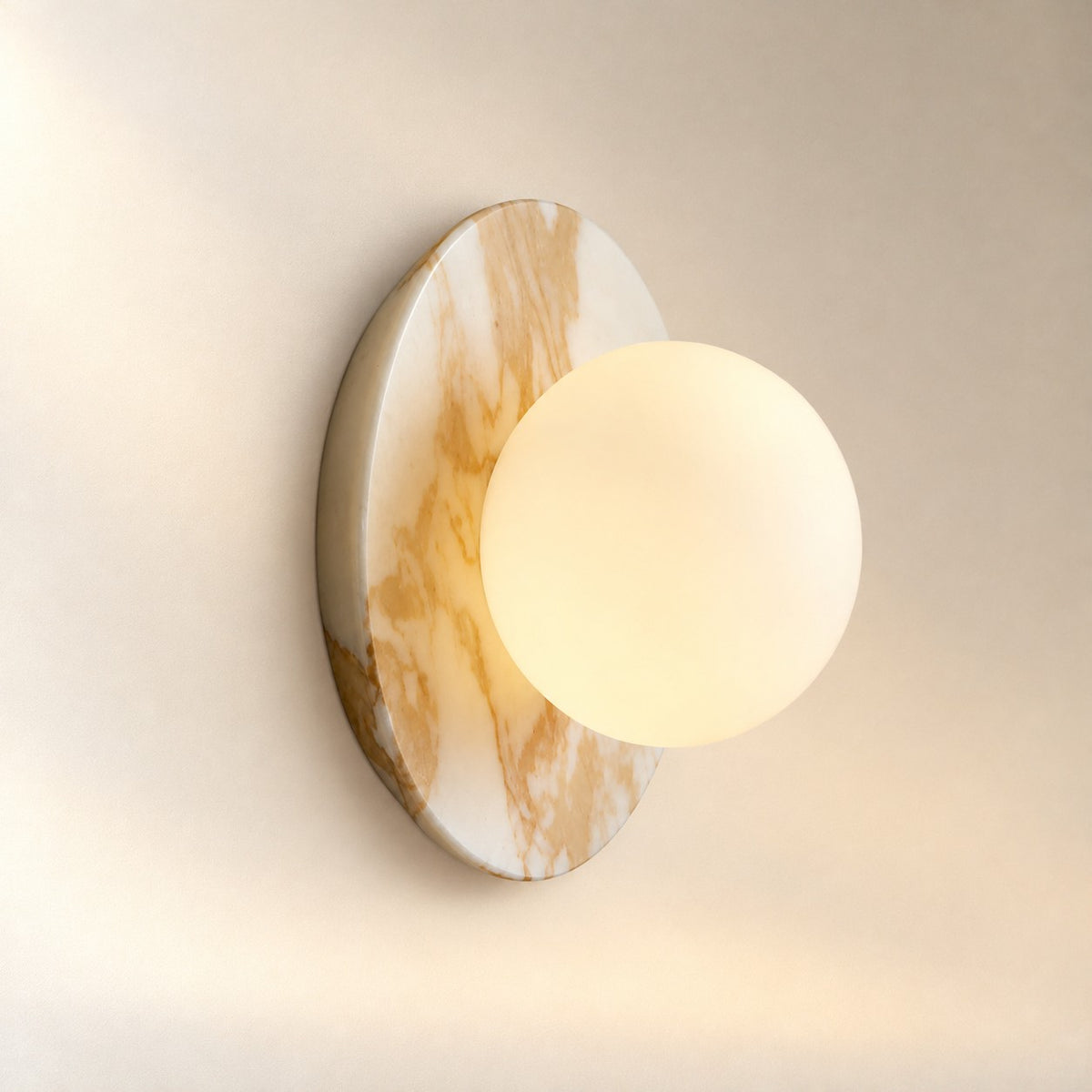 Corinna Sconce
