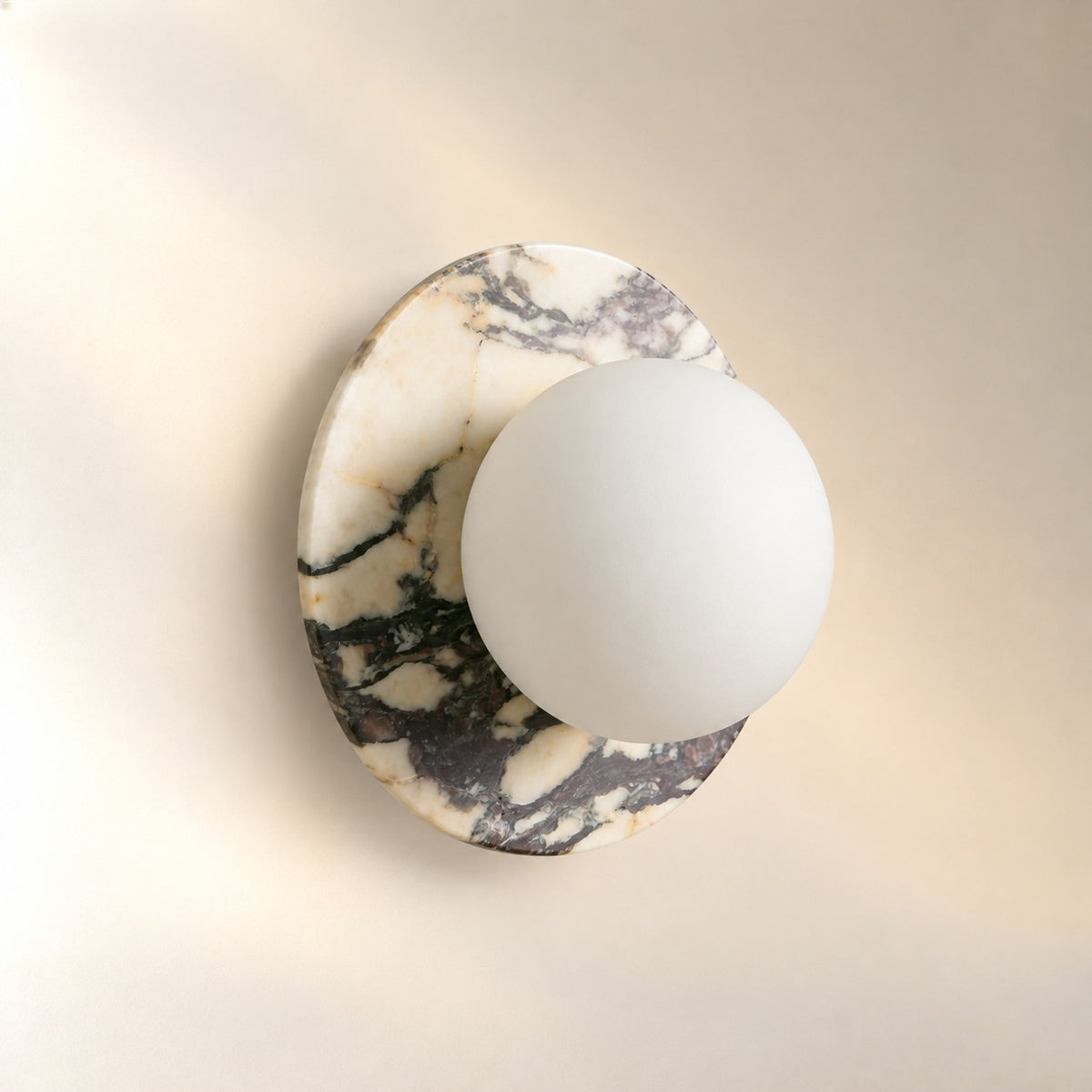 Corinna Sconce