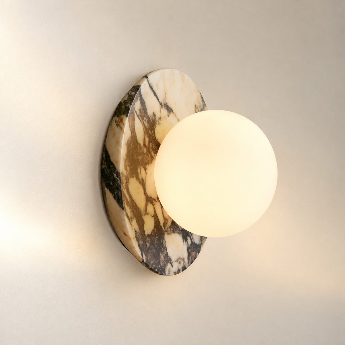 Corinna Sconce