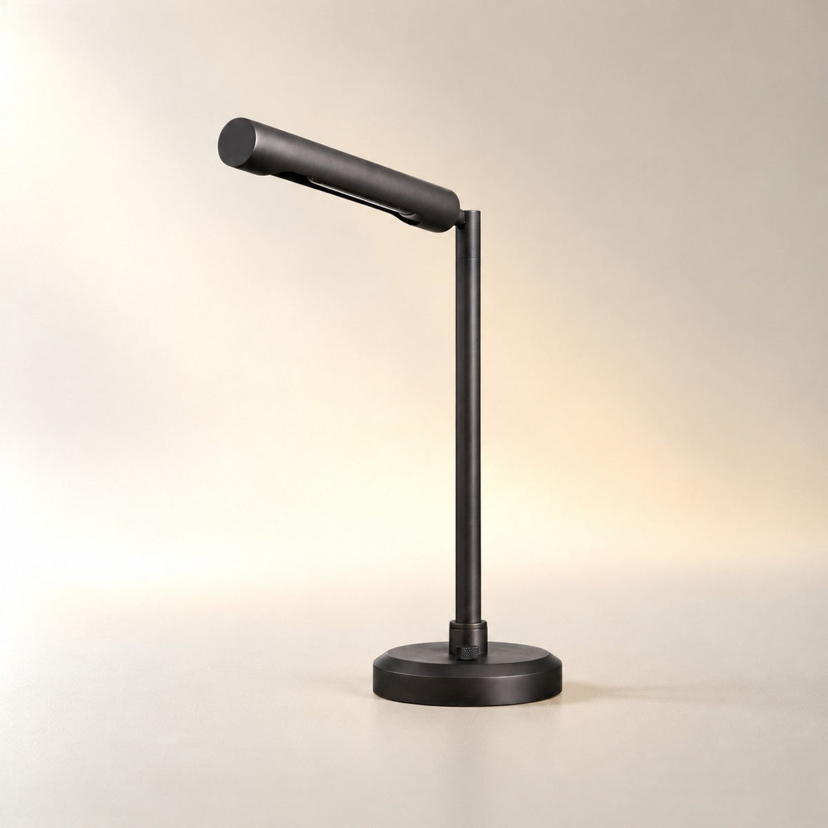 Elih Desk Lamp
