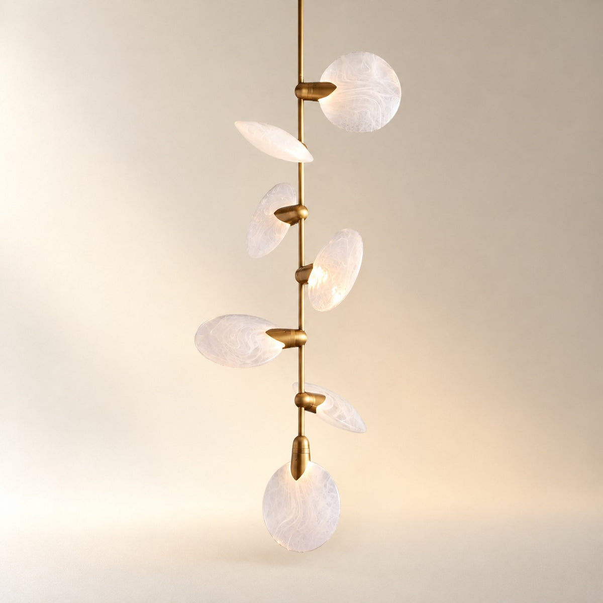 Lilia Pendant