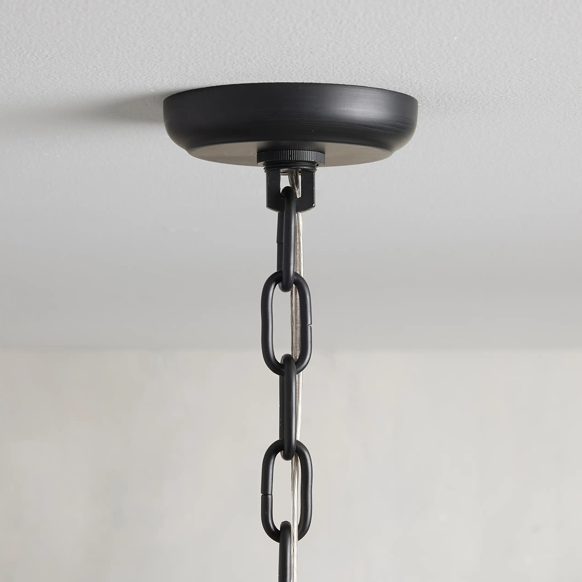 Modern Amaya Round Crystal Chandelier in Brass and Bronze Finishes