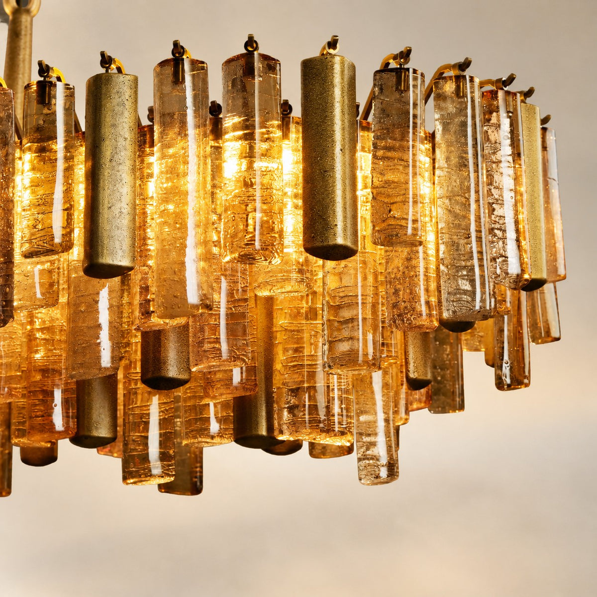Neve Linear Chandelier