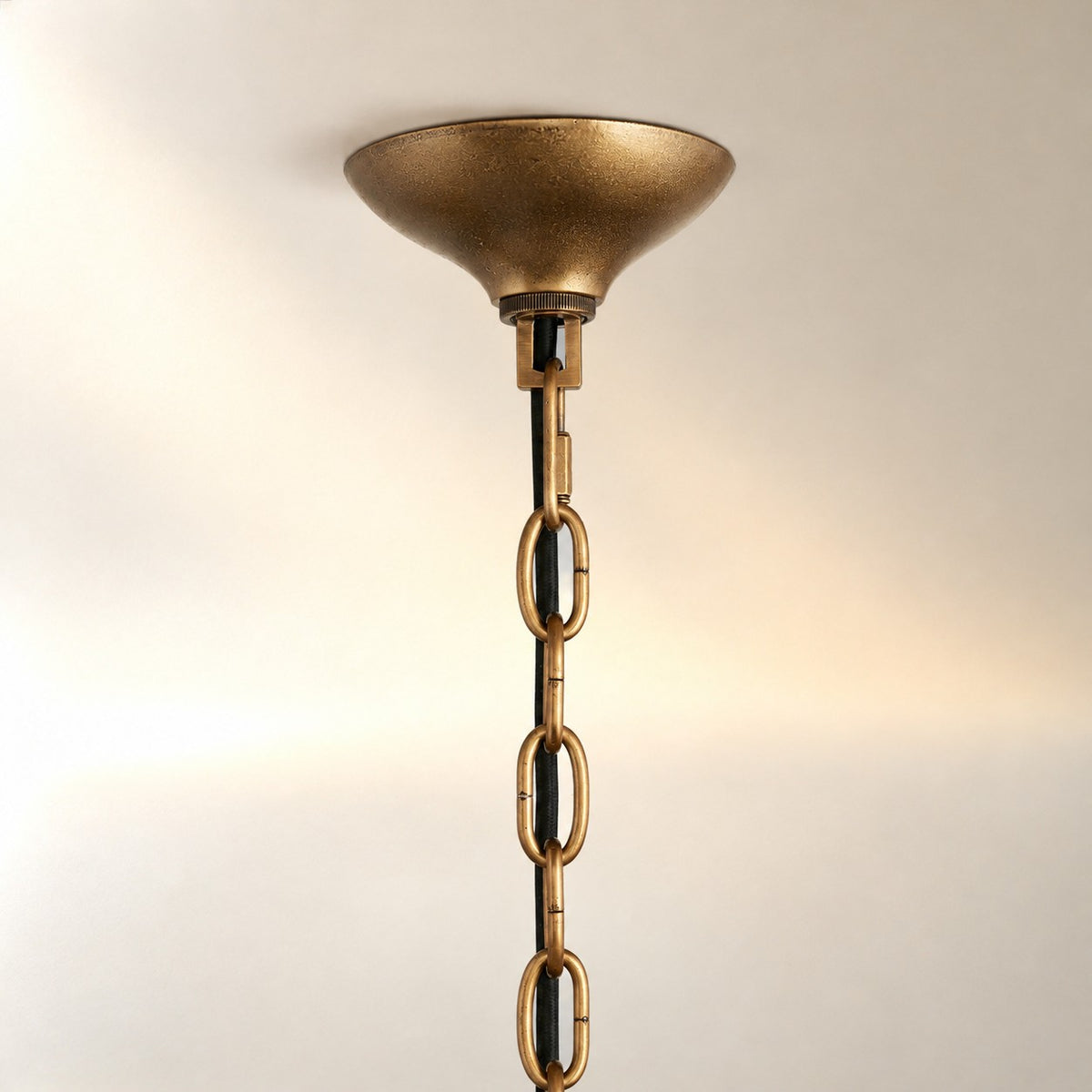 Neve Pendant