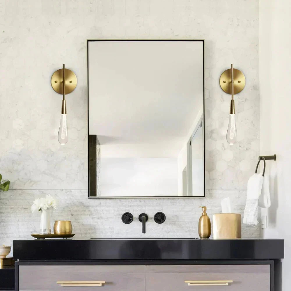 https://cdn.shopify.com/s/files/1/0657/6996/3625/files/soltaire-wall-sconce-4703088.webp?v=1772254581