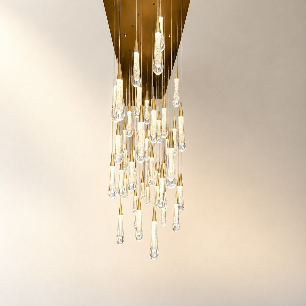 Solvence Linear Chandelier