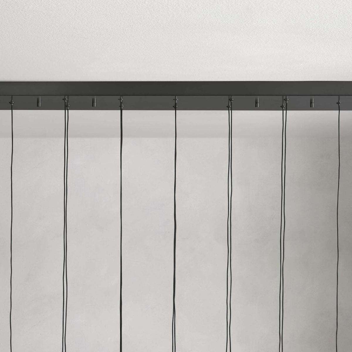 Solvence Linear Chandelier
